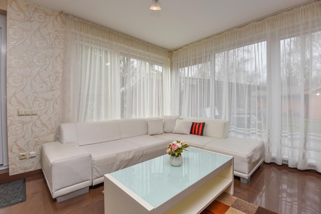 Guest House Pasaulio Krastas 팔랑가 외부 사진