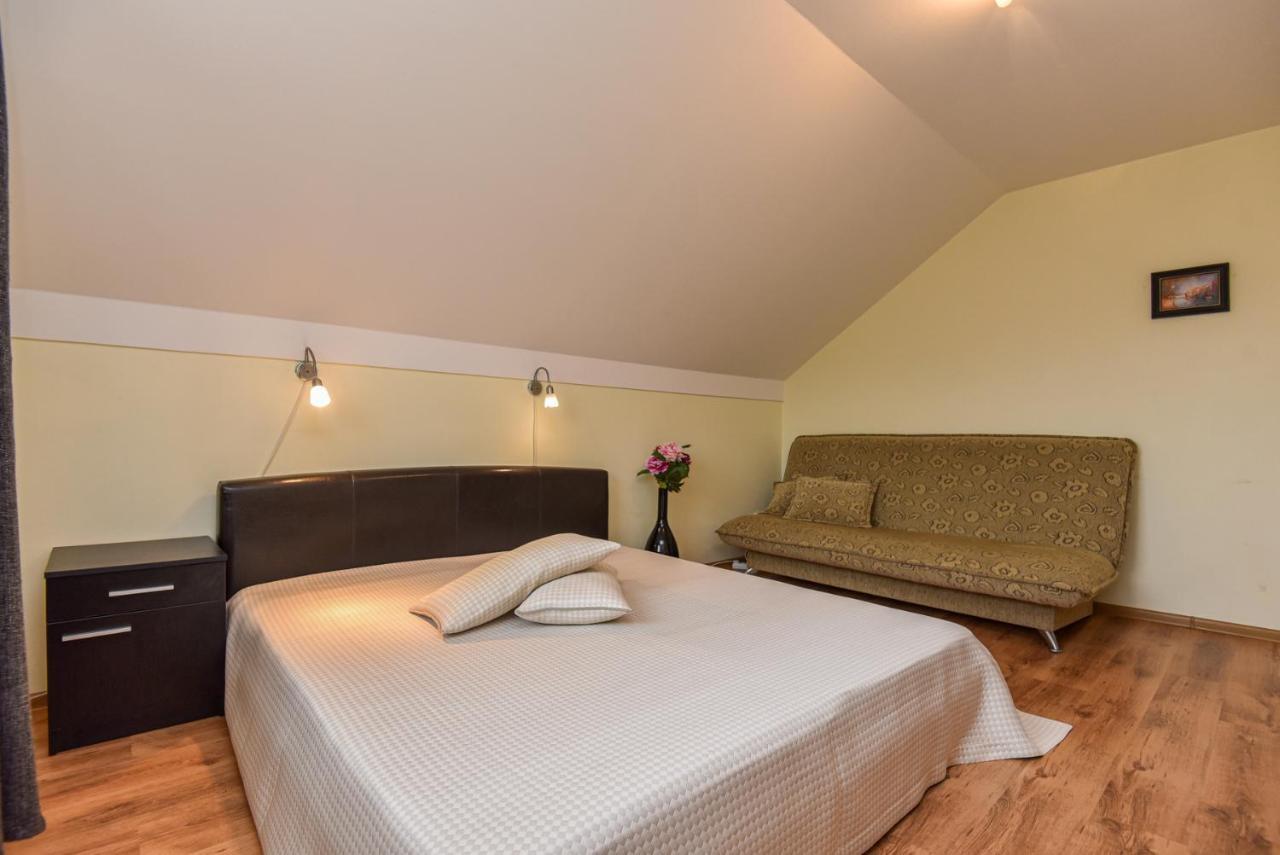 Guest House Pasaulio Krastas 팔랑가 외부 사진