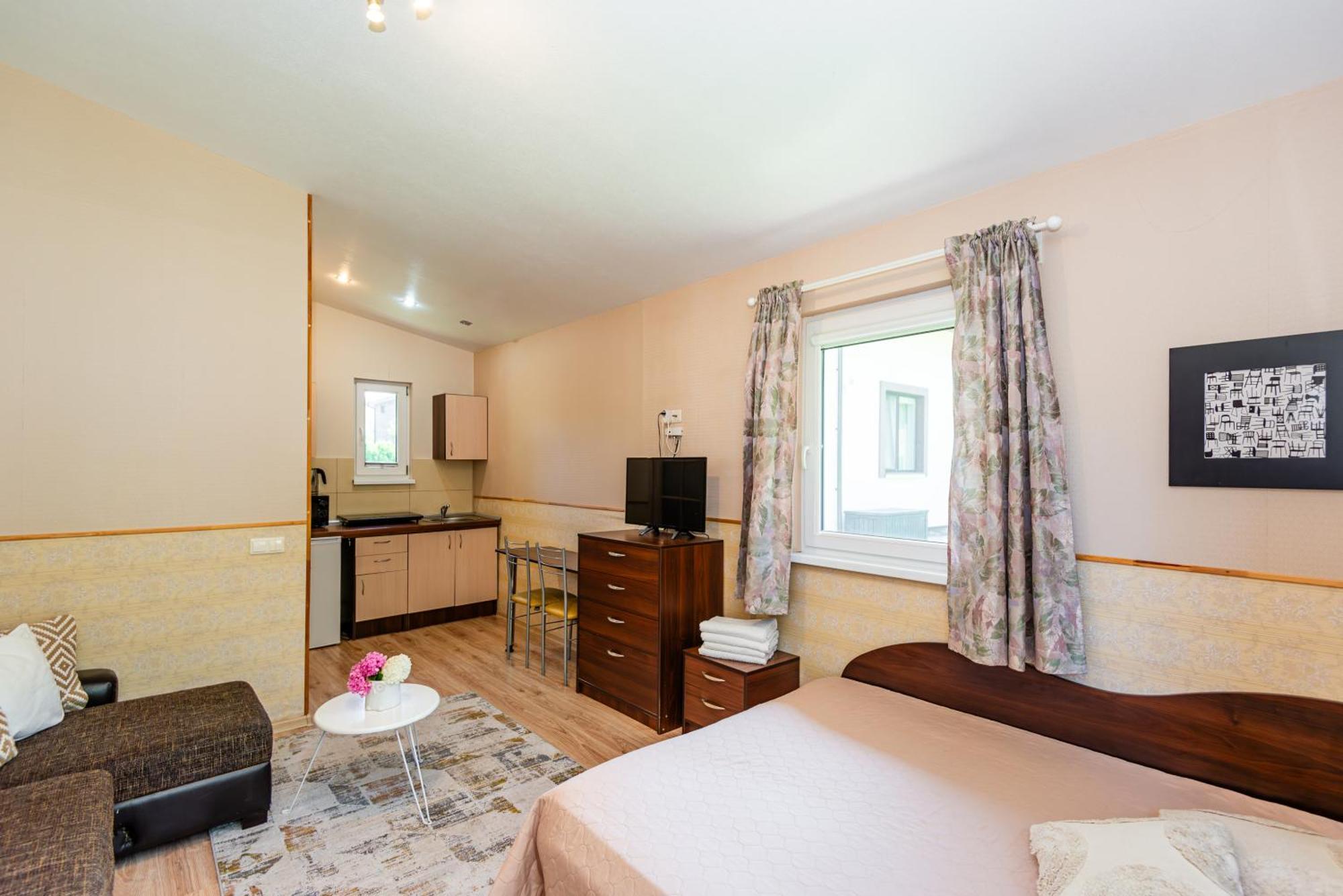 Guest House Pasaulio Krastas 팔랑가 외부 사진