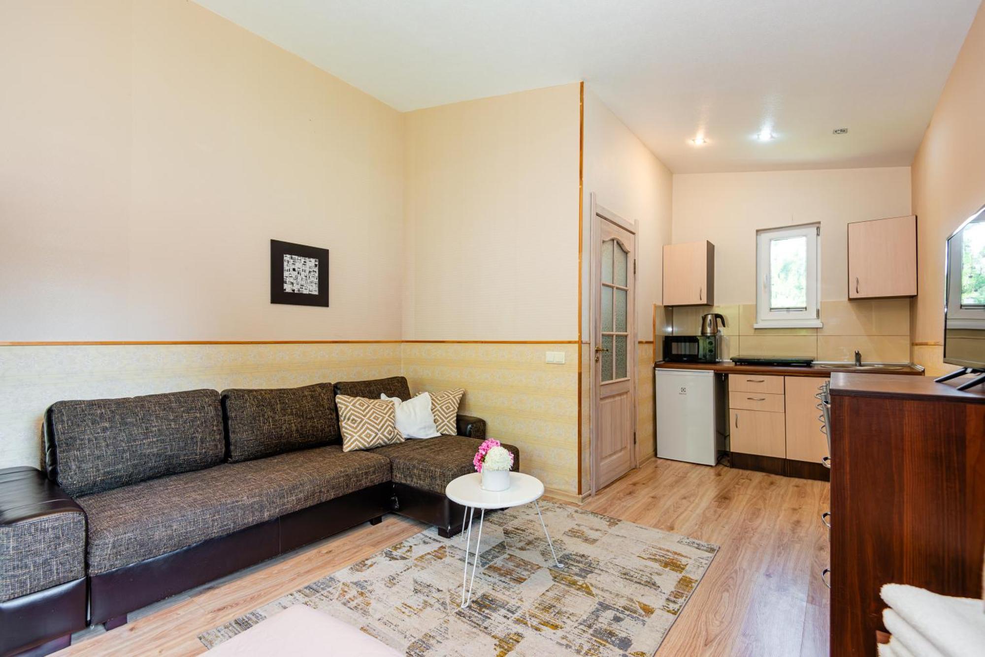 Guest House Pasaulio Krastas 팔랑가 외부 사진