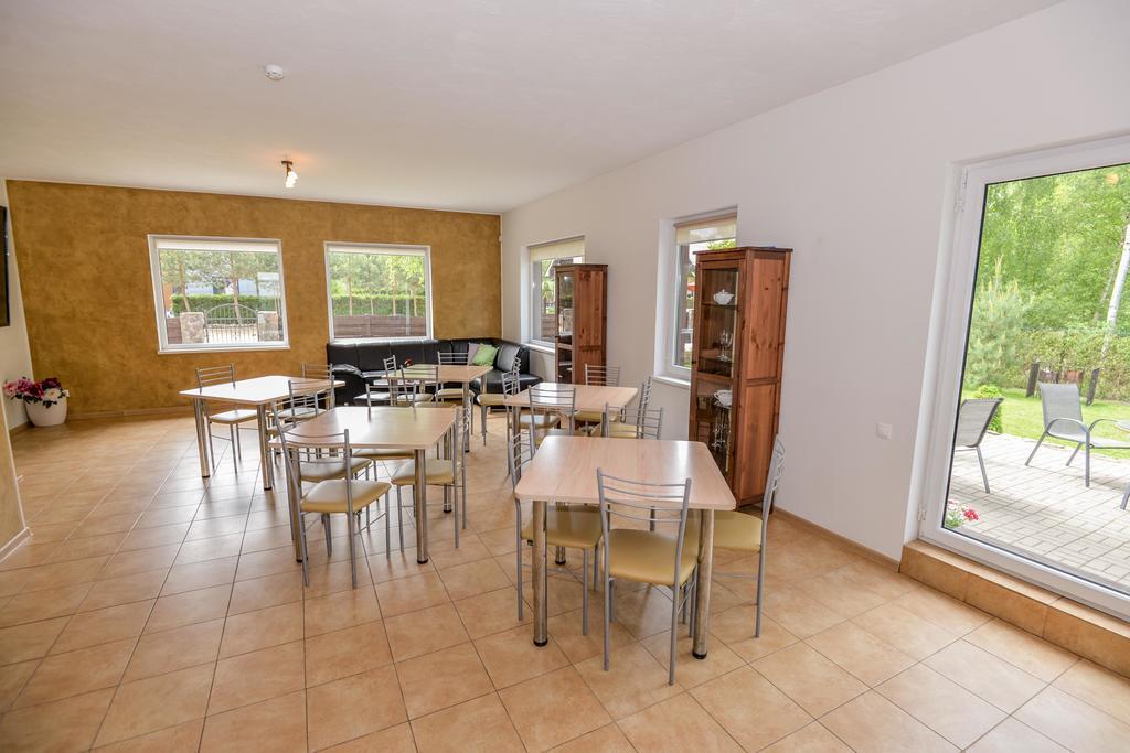Guest House Pasaulio Krastas 팔랑가 외부 사진